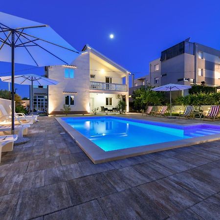 דירות זאדאר Pool House Luka מראה חיצוני תמונה