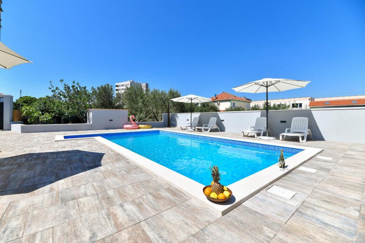 דירות זאדאר Pool House Luka מראה חיצוני תמונה