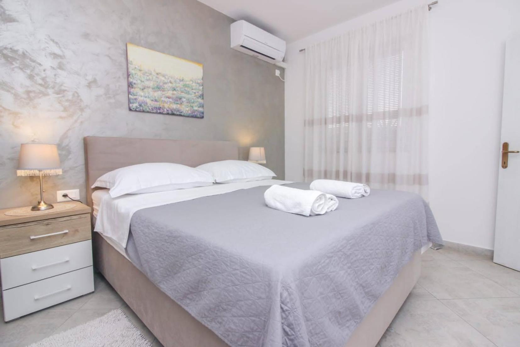דירות זאדאר Pool House Luka מראה חיצוני תמונה
